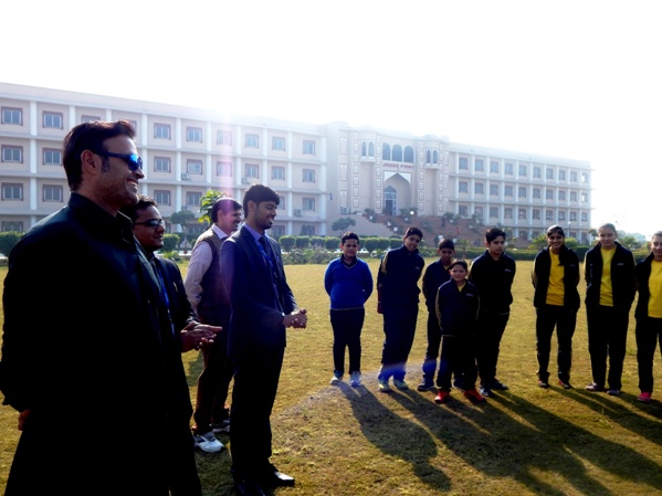 Former International Crickter, Mr. Dinesh Mongia motivating and inspiring Gurukul students